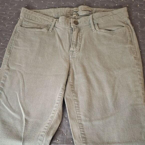 Calvin Klein Cropped Skinny Stylish Light Gray Jeans size 8 - Picture 2 of 6